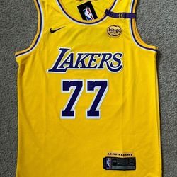 LUKA LAKERS BASKETBALL JERSEY $50. CASH PLEASE!!