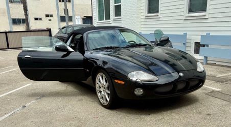 2002 Jaguar XKR