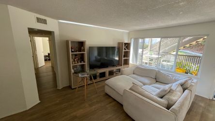 Master bedroom for rent