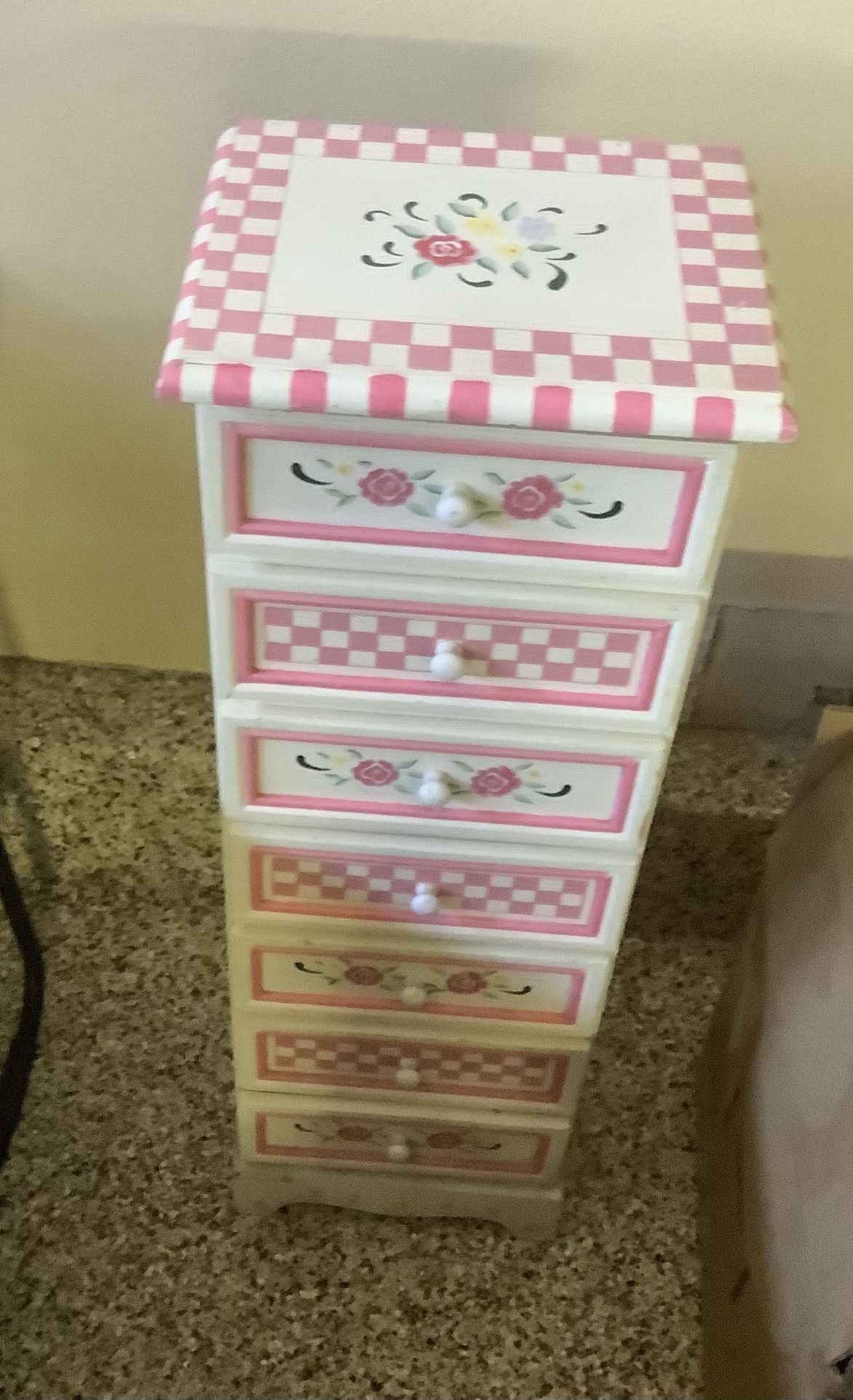 Jewelry Dresser