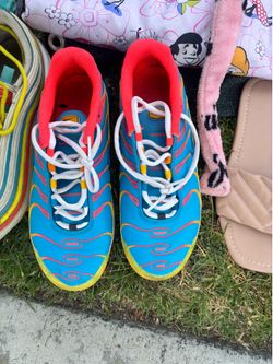 Nike shoes