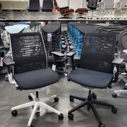 Rarely Used Steelcase Think v1/v2 Chair