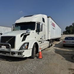 Volvo And Trailer Combo Pack 