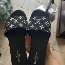 Louis Vuitton Sandals 