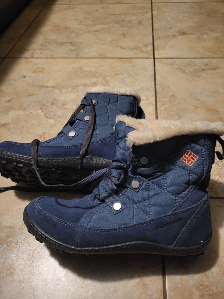 Columbia Women's Minx Shorty or Powder Summit insulated boots