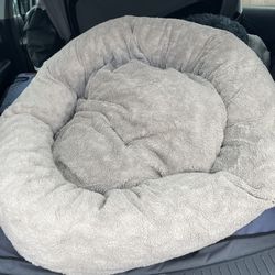 High End Large Calming Donut Dog Bed