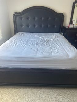 King size bed