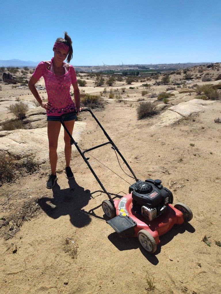 20 Inch Mower Starts Every Time On First Pull Lightweight