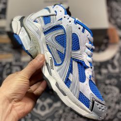 b.alenciaga runner