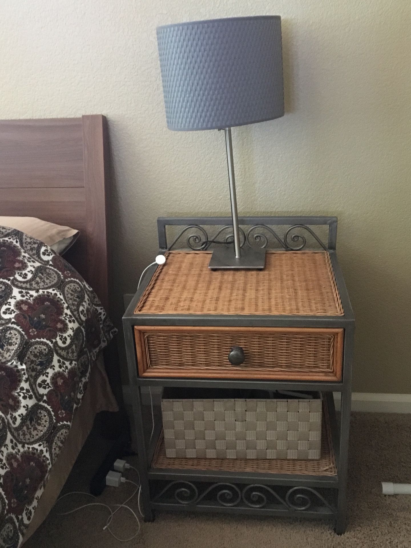 Pier One Miranda Wicker and Metal Bedroom Set for Sale in Sacramento, CA OfferUp