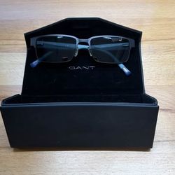 Gant Frames with Case. They have a Rx sunglass lense you can swap out.