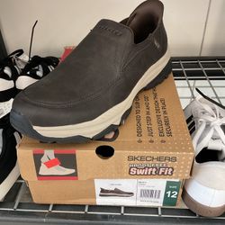 Skechers Men’s Handsfree Swift Fit Size 12