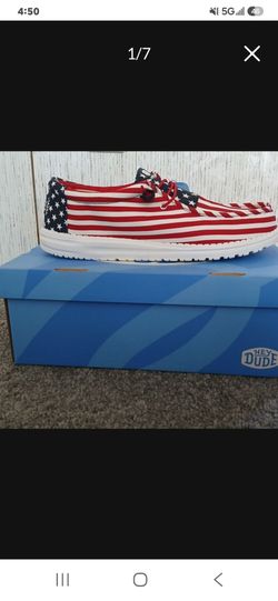 Men's Hey Dude Shoes - Size 14