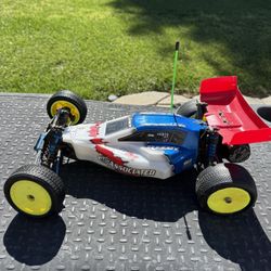 Team Associated Buggy B4.1 RC 10