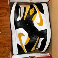 Men’s Nikes 