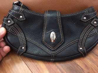 Colehaan clutch leather black