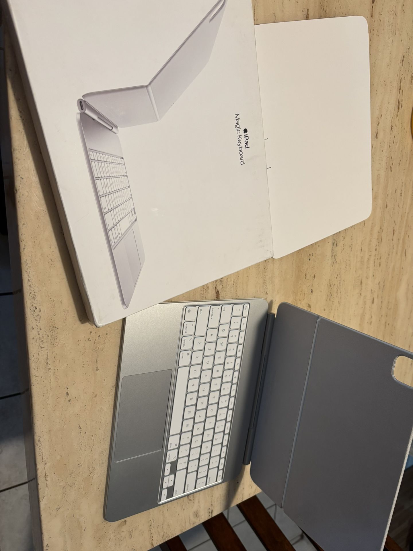 iPad Magic Keyboard