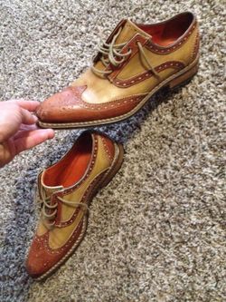Size 10 dress shoes very nice!