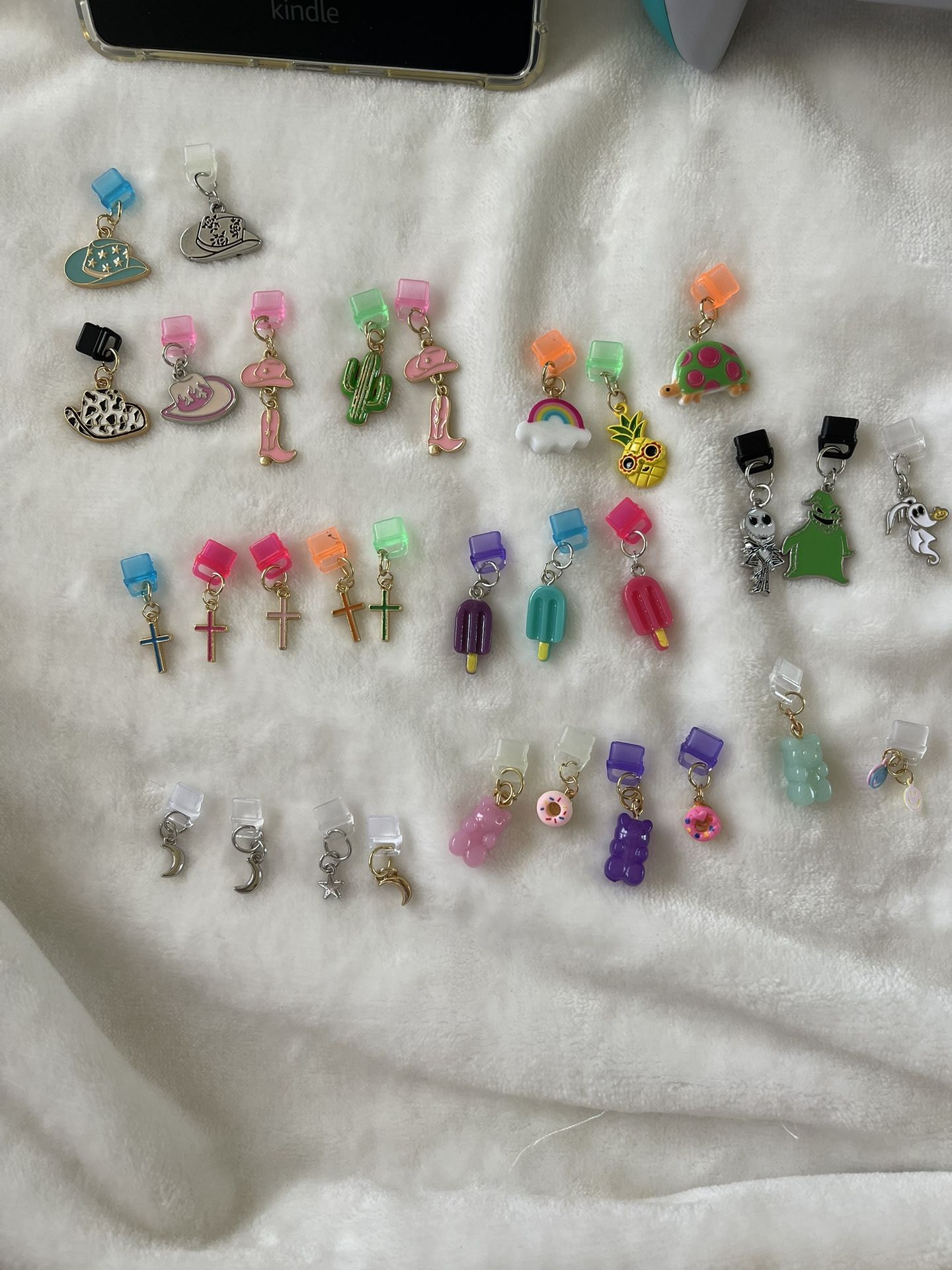 Kindle charms USB C Dust Plugs