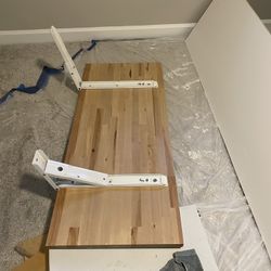 Folding work bench/table