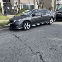 Toyota Camry 2012