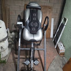 Innova inversion Table