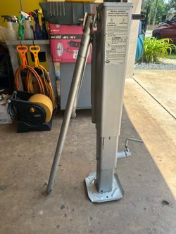 Holland heavy duty trailer jack and handle