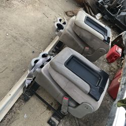 99-2007 Chevy GMC Truck Jump seats