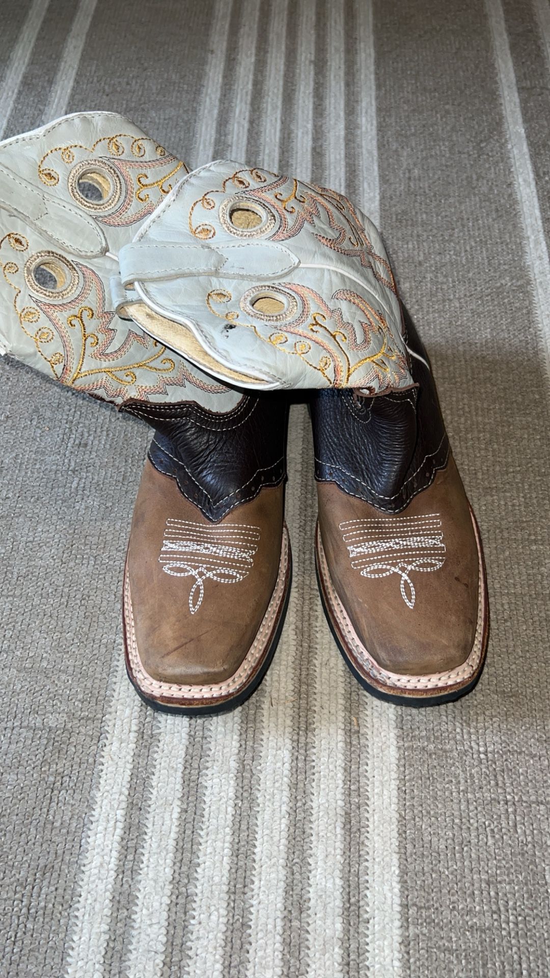 Potrillos Salvaje Boots 
