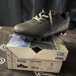 DSG Speed Viper Soccer Cleats Purple And Silver Size 3 Kids