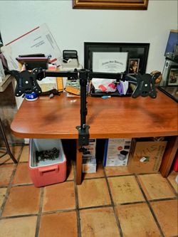 Dual monitor stand