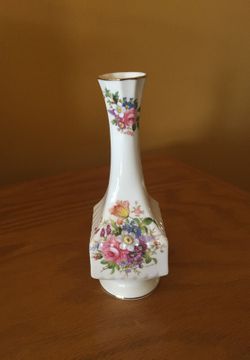 Aynsley Vase - Howard Sprays Pattern
