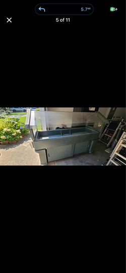 Working Commercial Refrigerated Curved Glass Deli Display Case $1000 or best offer – Merchandiser with Under Storage