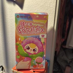 Baby Three "Comb your hair" NIB