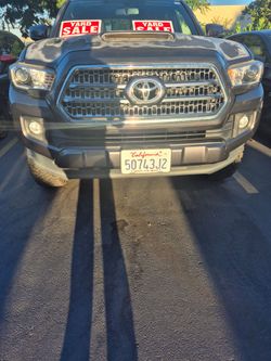 2017 Toyota Tacoma Truck