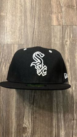 New Era Chicago white socks  sizes  7-3/8  7-1/2