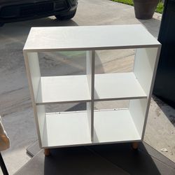 4 cube shelf