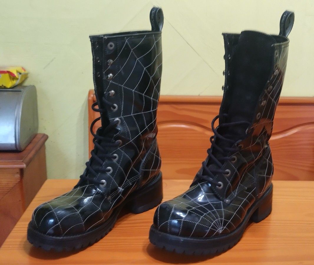 Spiderweb Combat Style Boots
