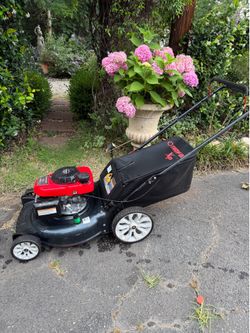 Troy-Bilt TB130XP Push Lawn Mower
