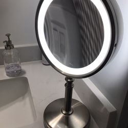 Light Up Mirror