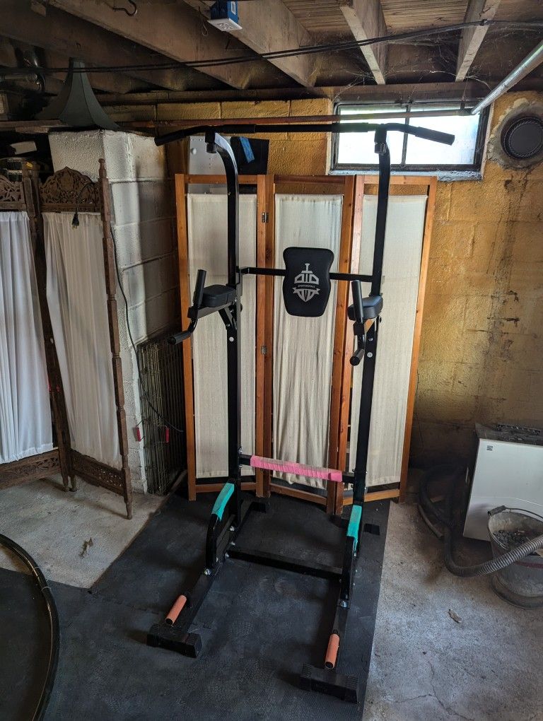 Chin Up Bar Pull Up Bar Dip Stand