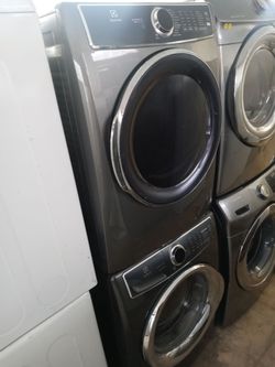 Electrolux gray stackable front load washer and dryer set - Free delivery