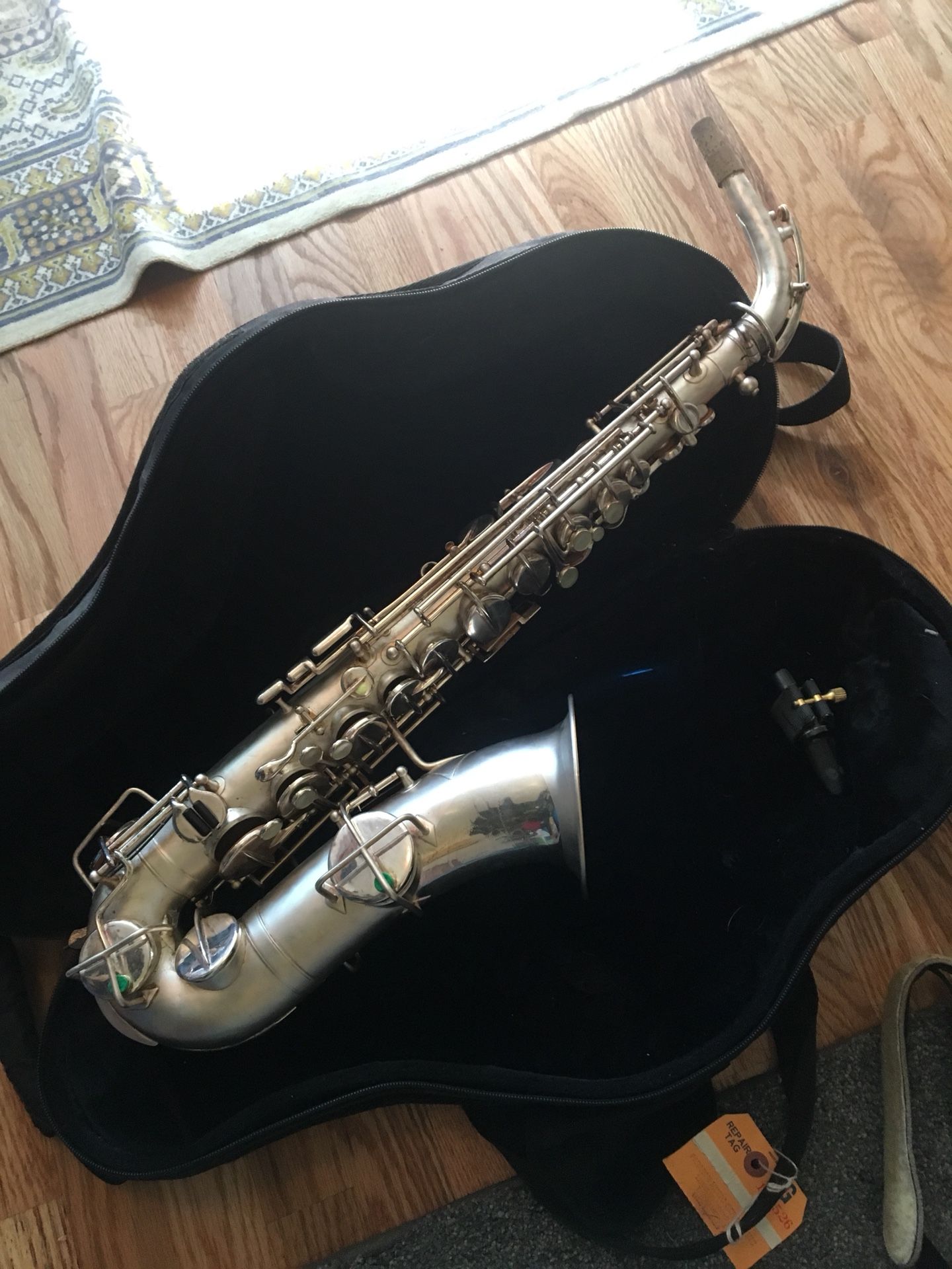 Martin handcraft alto saxophone