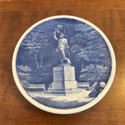 Vintage Copenhagen Denmark Fajance 41-2010 Landsoldsten Fredericia Mini Plate 3.25”