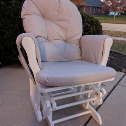 Rocking Chair 