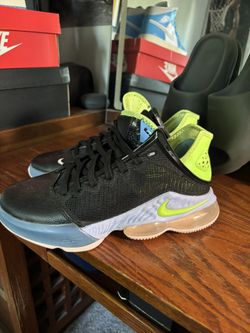 LeBron 19 Low Men’s 