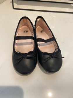 H&M toddler black flats size 9