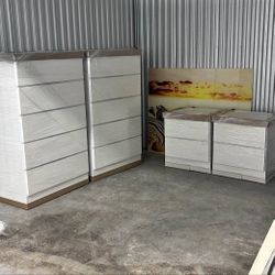 TWO CHEST AND TWO NIGHSTANDS  🆕️