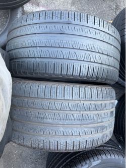 (2) 295/35R21 PAIR OF USED TIRES PIRELLI SCORPION 50% LIFE !!