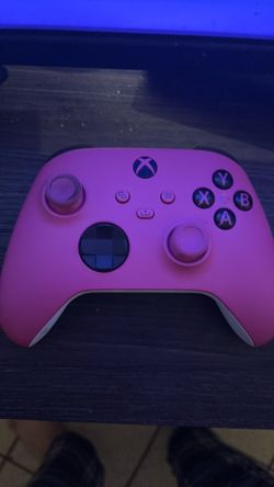 Xbox wireless controller pink